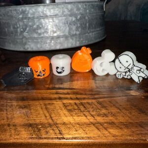 Starbucks Halloween straw toppers